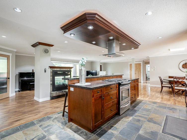 23801 122 Avenue, Maple Ridge, BC, V4R 1N2 - 18