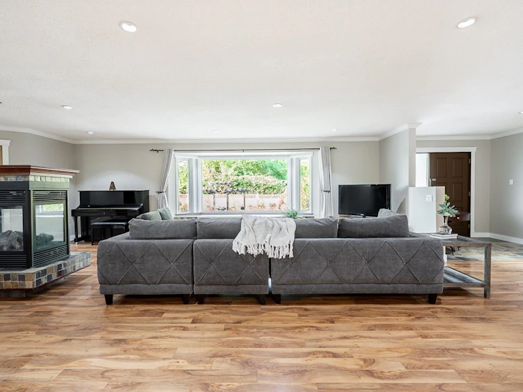 23801 122 Avenue, Maple Ridge, BC, V4R 1N2 - 11