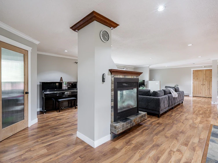 23801 122 Avenue, Maple Ridge, BC, V4R 1N2 - 19