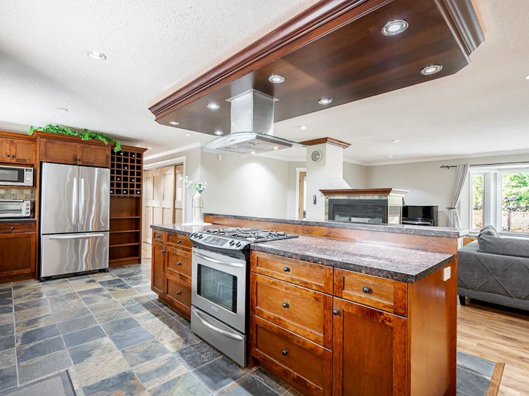 23801 122 Avenue, Maple Ridge, BC, V4R 1N2 - 17