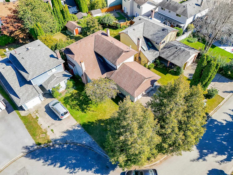 9674 155a Street, Surrey, BC, V3R 7N8 - 33