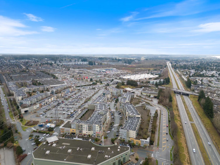 201-15745 Croydon Drive, Surrey, BC, V3Z 2L5 - 24