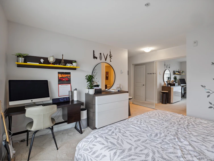 201-15745 Croydon Drive, Surrey, BC, V3Z 2L5 - 16