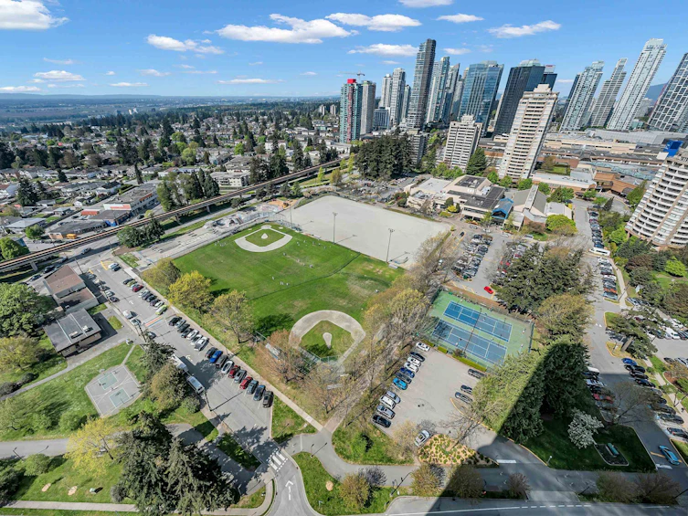 3002-4900 Lennox Lane, Burnaby, BC, V5H 0G9 - 20