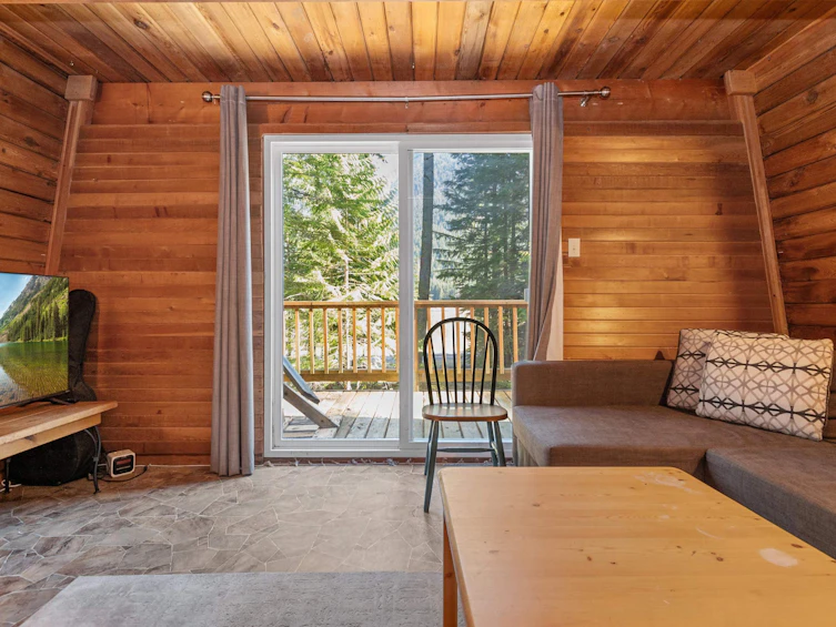 71649 Pitch Place, Hope, BC, V0X 1L5 - 2