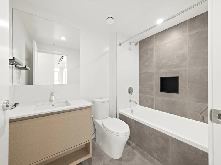 4106-13745 George Junction, Surrey, BC, V3T 4Y3 - 22