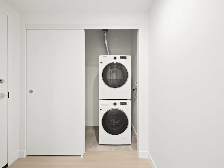 4106-13745 George Junction, Surrey, BC, V3T 4Y3 - 23