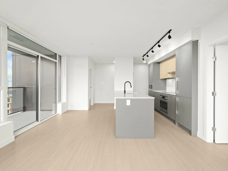 4106-13745 George Junction, Surrey, BC, V3T 4Y3 - 9