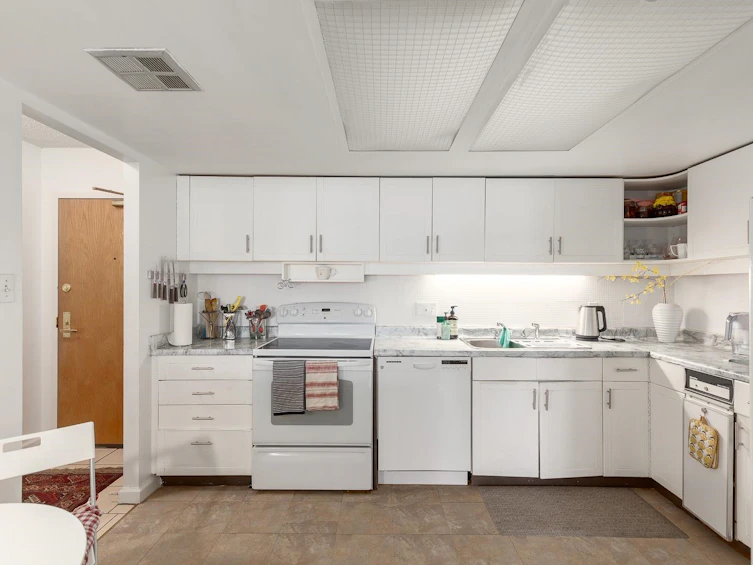 1003-1450 Pennyfarthing Drive, Vancouver, BC, V6J 4X8 - 10