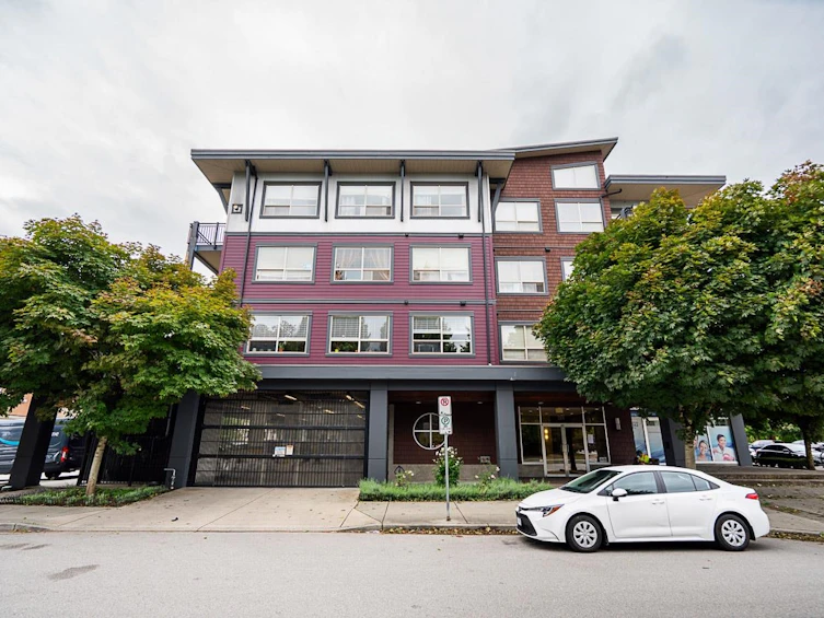 202-288 Hampton Street, New Westminster, BC, V3M 5L9 - 3