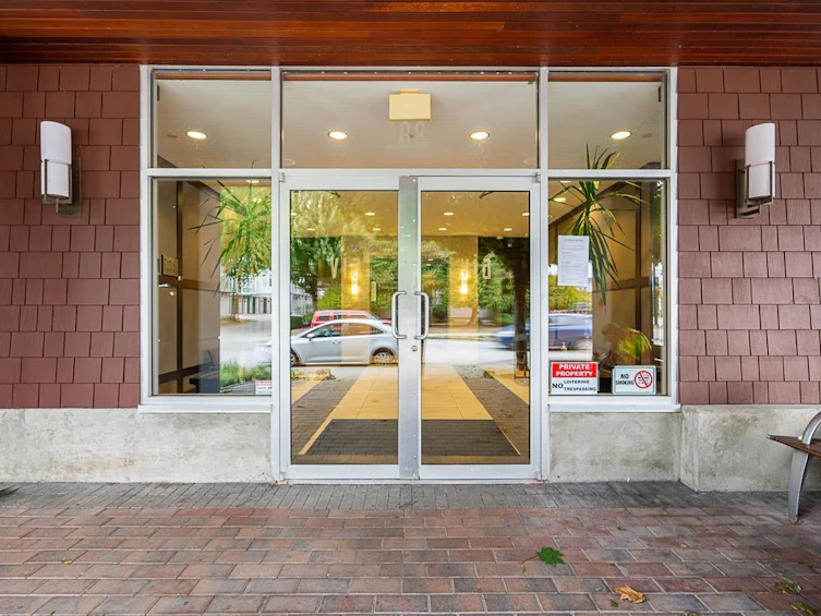 202-288 Hampton Street, New Westminster, BC, V3M 5L9 - 4