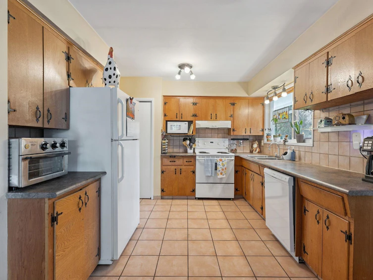 1554 Farrell Crescent, Delta, BC, V4L 1T8 - 11