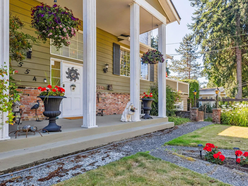 1554 Farrell Crescent, Delta BC V4L 1T8