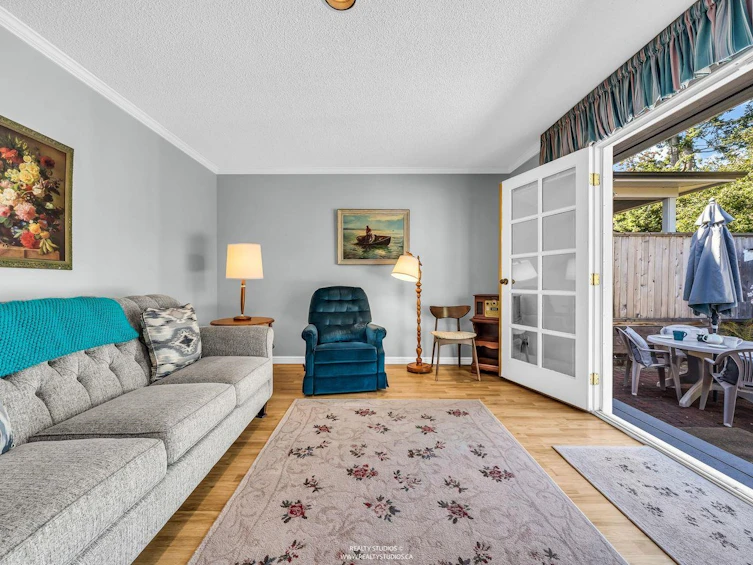 5221 1 Avenue, Delta, BC, V4M 1B4 - 18