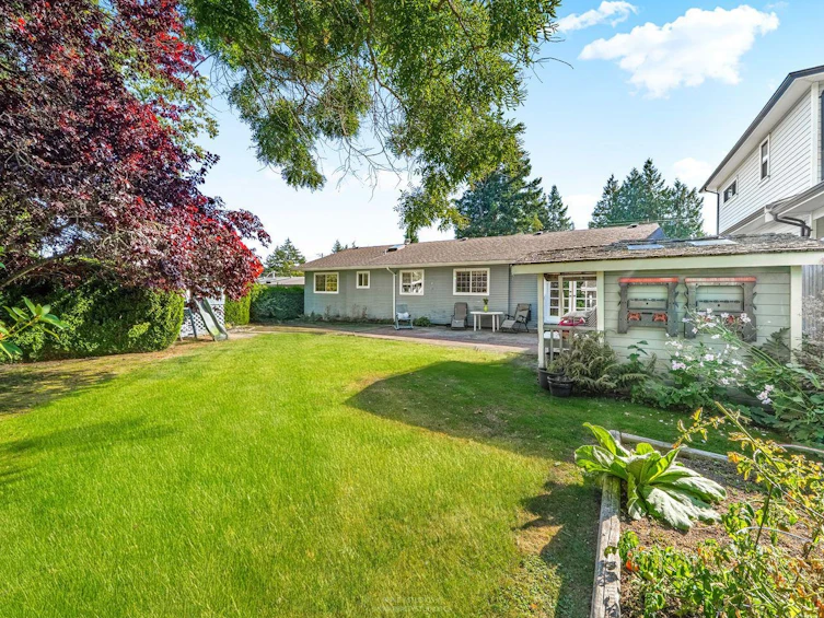 5221 1 Avenue, Delta, BC, V4M 1B4 - 38