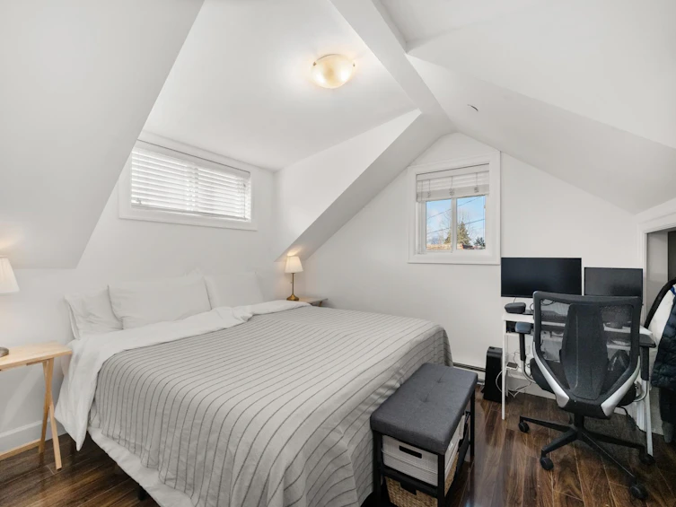 2643 E 8th Avenue, Vancouver, BC, V5M 1W4 - 33