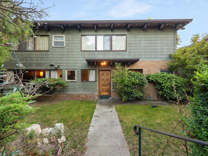 756 W 53rd Avenue, Vancouver BC V6P 1K4