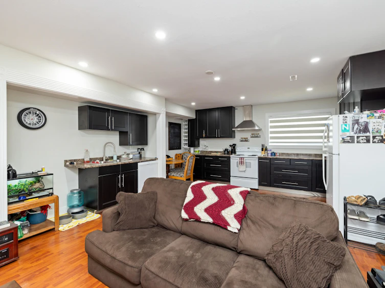 8475 Cade Barr Street, Mission, BC, V2V 7K4 - 38