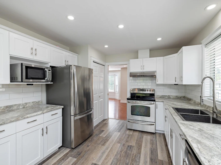 8475 Cade Barr Street, Mission, BC, V2V 7K4 - 4