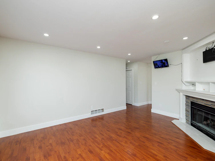 8475 Cade Barr Street, Mission, BC, V2V 7K4 - 18
