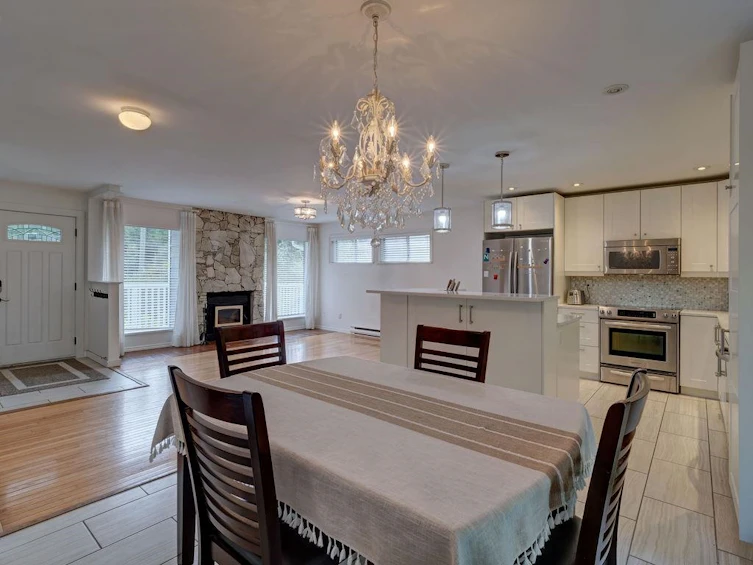 329 Burns Road, Gibsons, BC, V0N 1V8 - 14