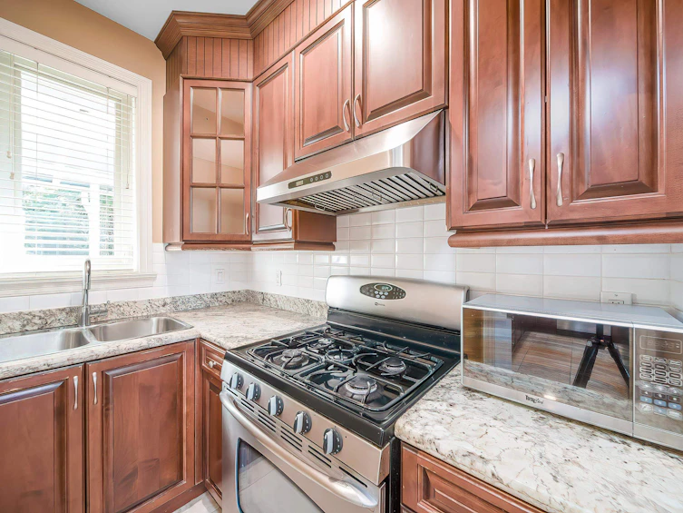 7371 Union Street, Burnaby, BC, V5A 1J1 - 17