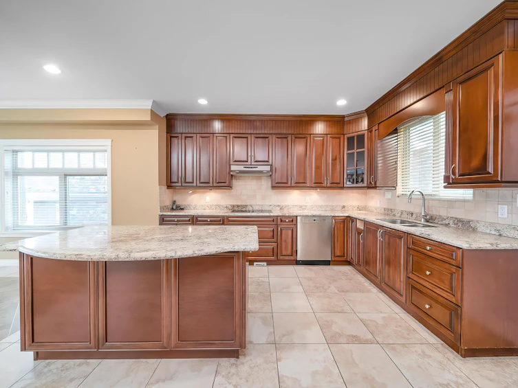 7371 Union Street, Burnaby, BC, V5A 1J1 - 14