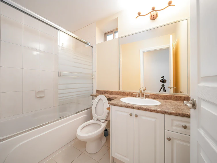 7371 Union Street, Burnaby, BC, V5A 1J1 - 31