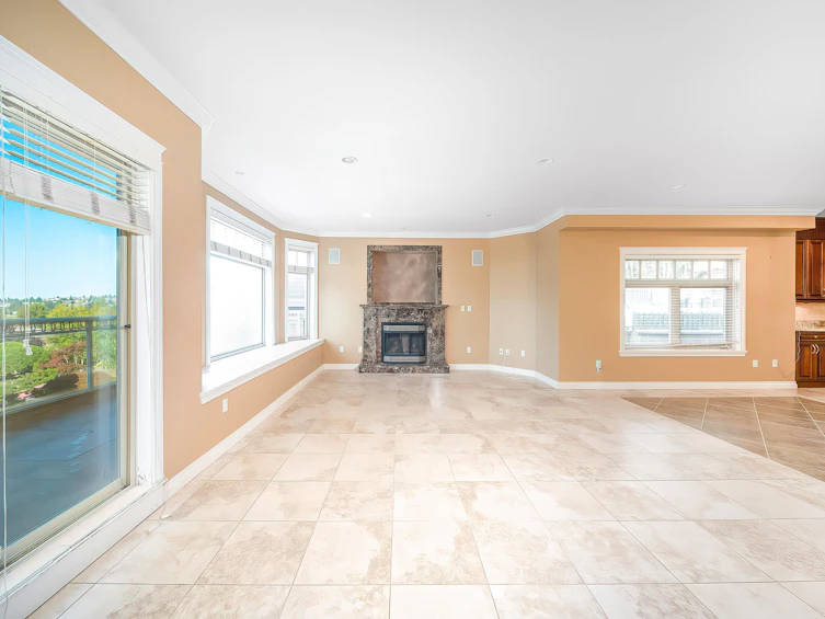7371 Union Street, Burnaby, BC, V5A 1J1 - 8