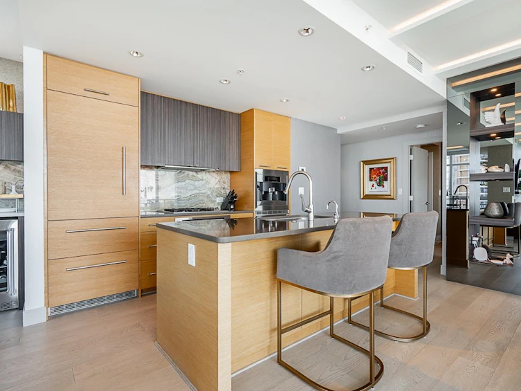 1402-15152 Russell Avenue, Surrey, BC, V4B 0A3 - 7