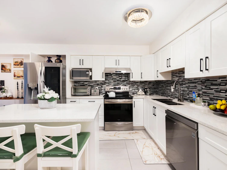 2-13982 72 Avenue, Surrey, BC, V3W 0S2 - 3