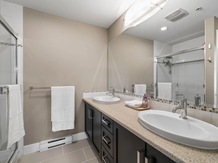 207-20630 Douglas Crescent, Langley, BC, V3A 4B8 - 16
