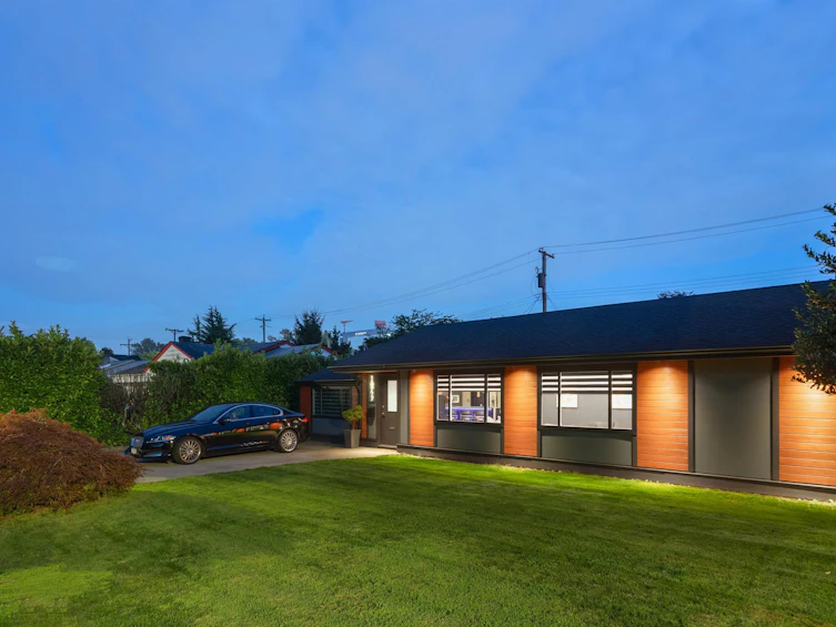 1249 Alderwood Place, North Vancouver, BC, V7P 1K2 - 3