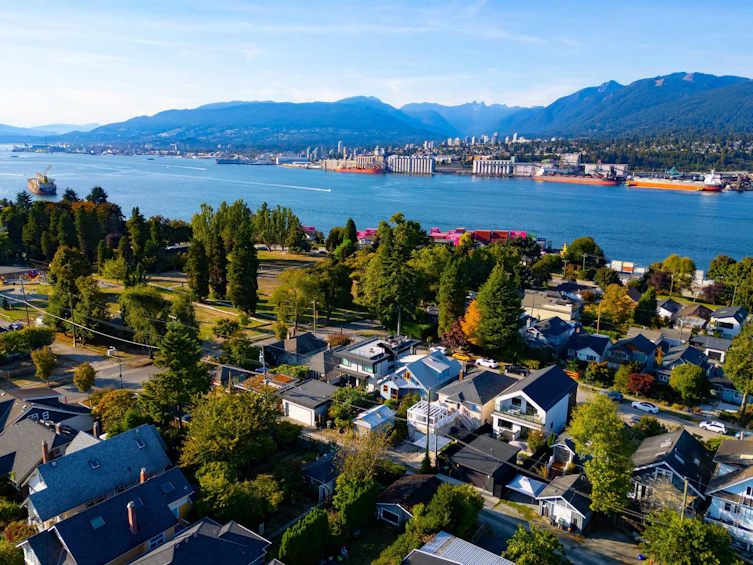 2734 Yale Street, Vancouver, BC, V5K 1C3 - 27