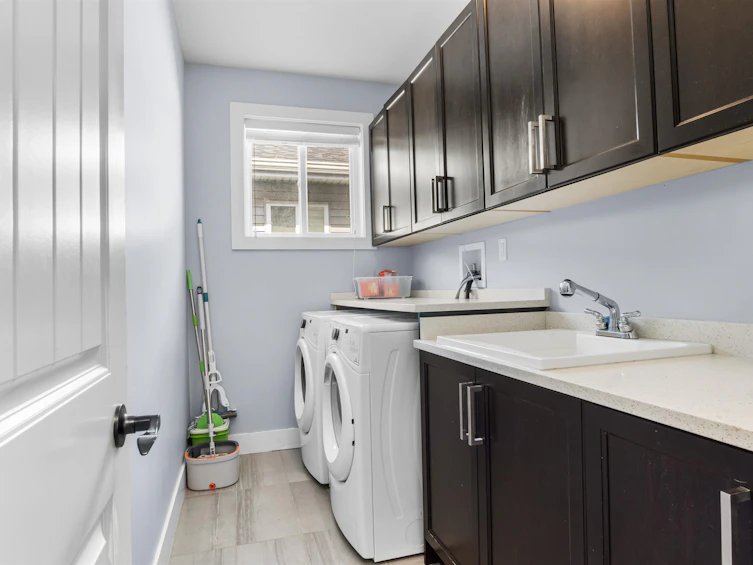 12265 210 Street, Maple Ridge, BC, V2X 8B9 - 9