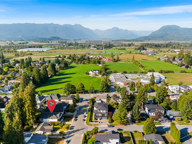 12265 210 Street, Maple Ridge, BC, V2X 8B9 - 39
