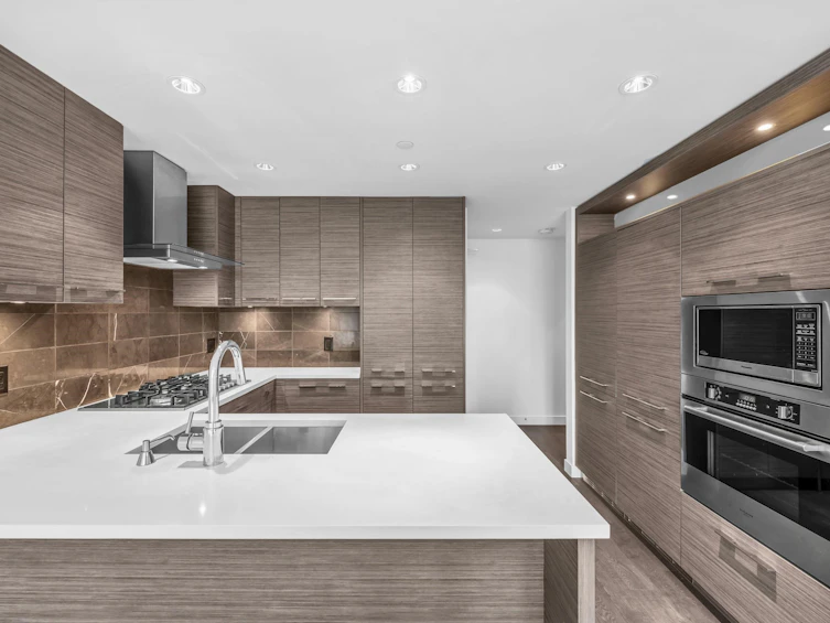 601-7488 Lansdowne Road, Richmond, BC, V7C 0B9 - 4