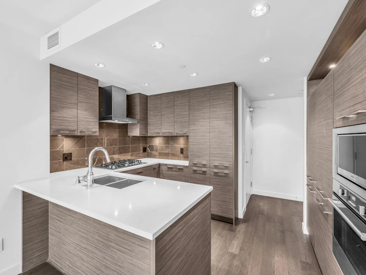 601-7488 Lansdowne Road, Richmond, BC, V7C 0B9 - 5