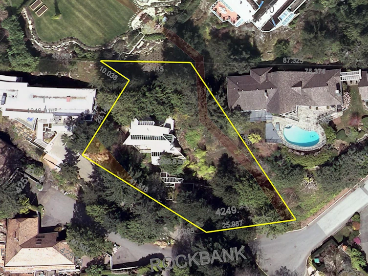 4249B Rockbank Place, West Vancouver, BC, V7W 1A8 - 5