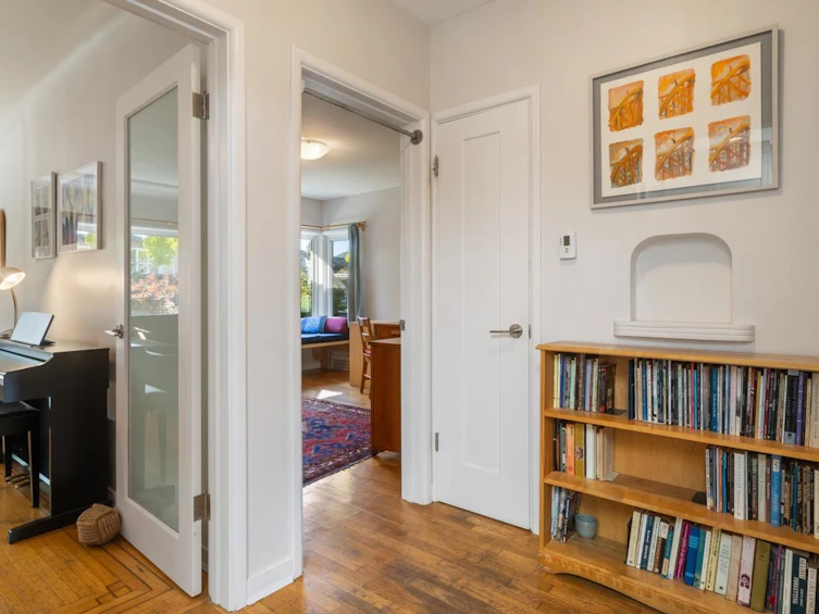 2743 Kitchener Street, Vancouver, BC, V5K 3E2 - 12