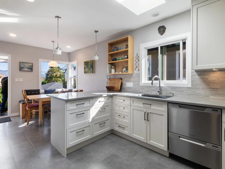 2743 Kitchener Street, Vancouver, BC, V5K 3E2 - 7