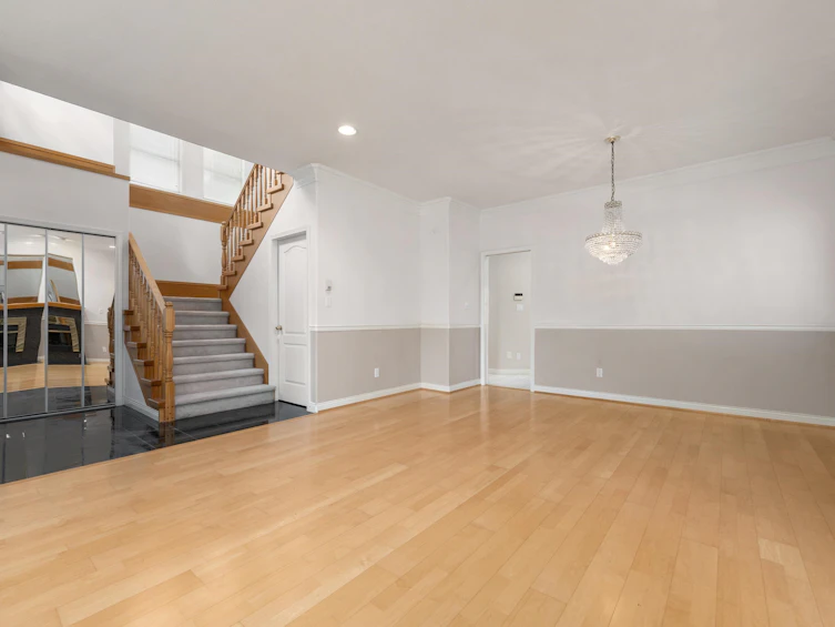 4660 Blair Drive, Richmond, BC, V6X 4C1 - 5