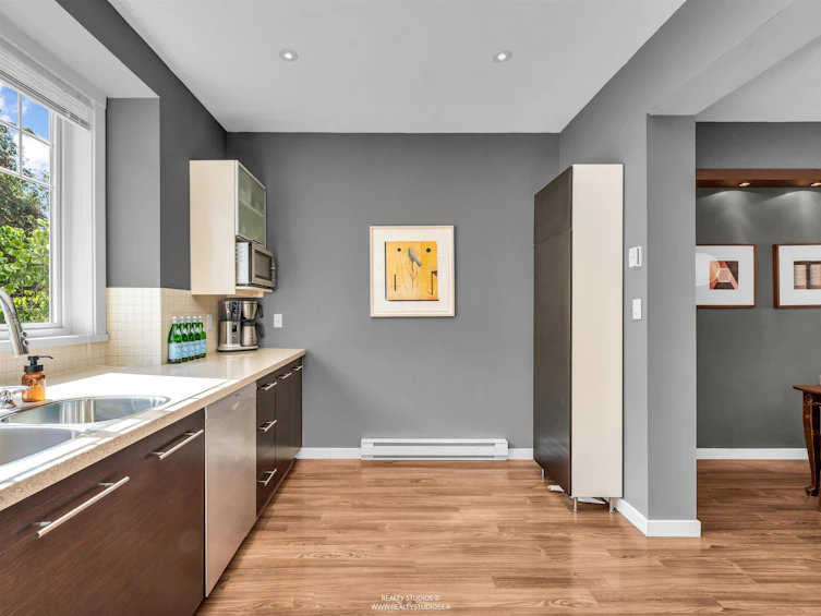 1712 E 20th Avenue, Vancouver, BC, V5N 0A2 - 8