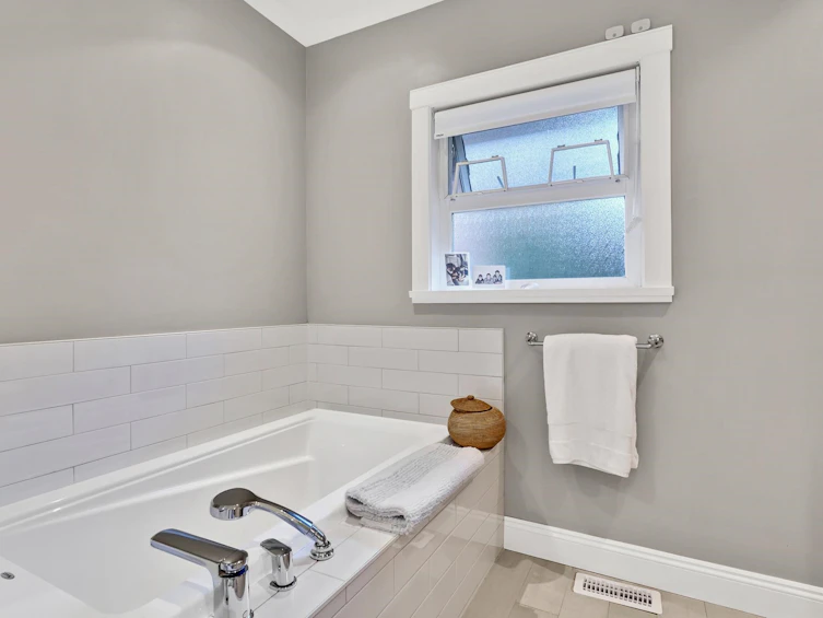 12688 23 Avenue, Surrey, BC, V4A 2C7 - 22
