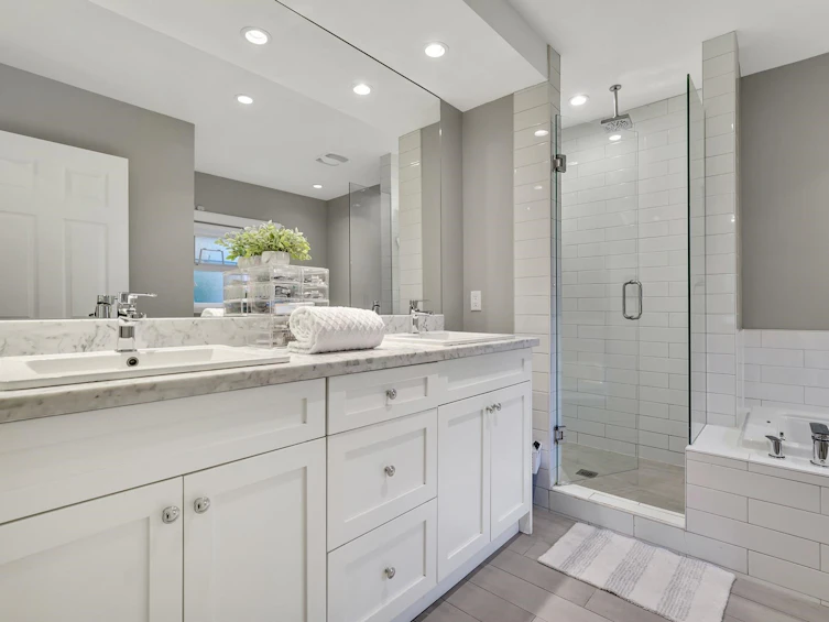 12688 23 Avenue, Surrey, BC, V4A 2C7 - 21