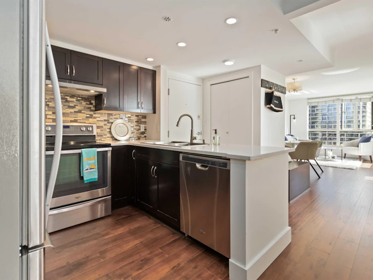 1003-907 Beach Avenue, Vancouver, BC, V6Z 2R3 - 10