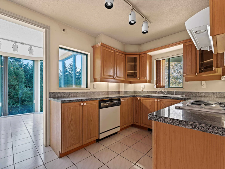 7A-338 Taylor Way, West Vancouver, BC, V7T 2Y1 - 17