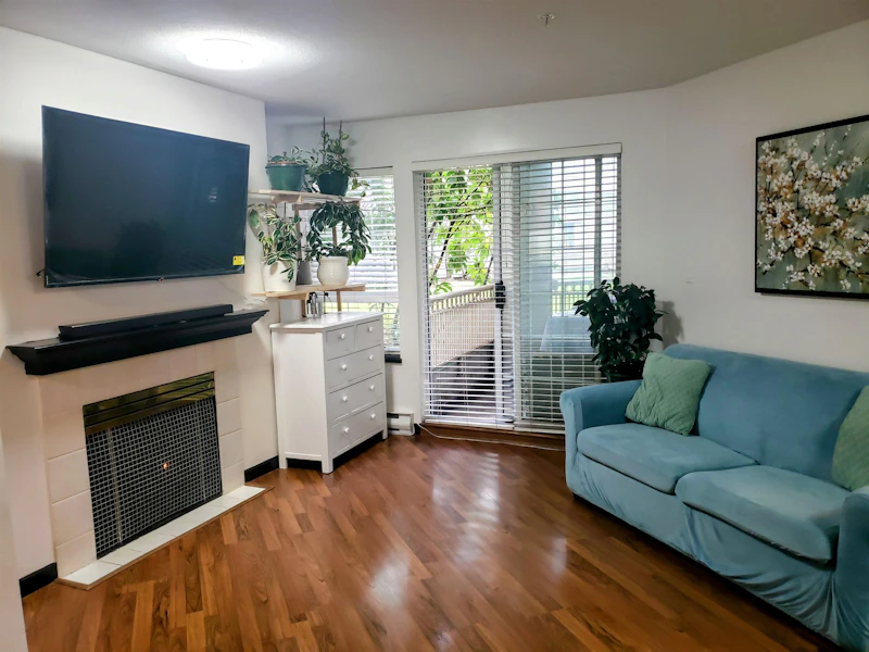105 - 15268 105th Avenue, Surrey BC V3R 0W8
