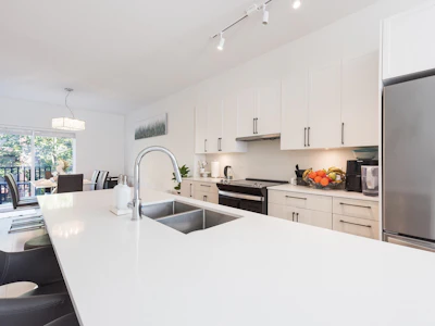 406-2267 Mckenzie Road - 3