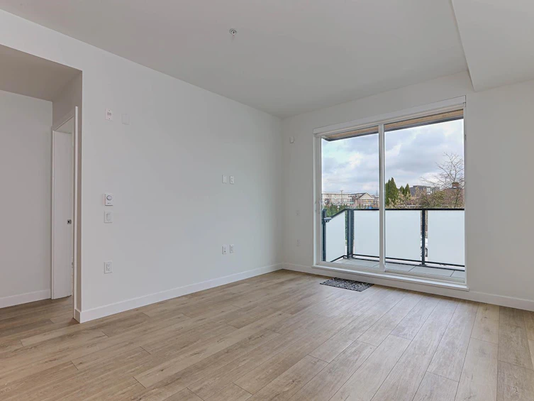 111-4933 Clarendon Street, Vancouver, BC, V5R 3J3 - 10